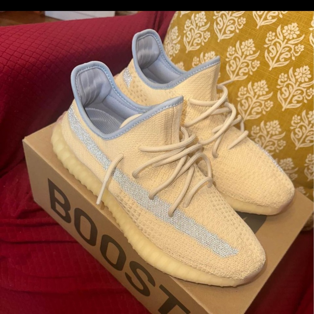 Yeezy 350 linen